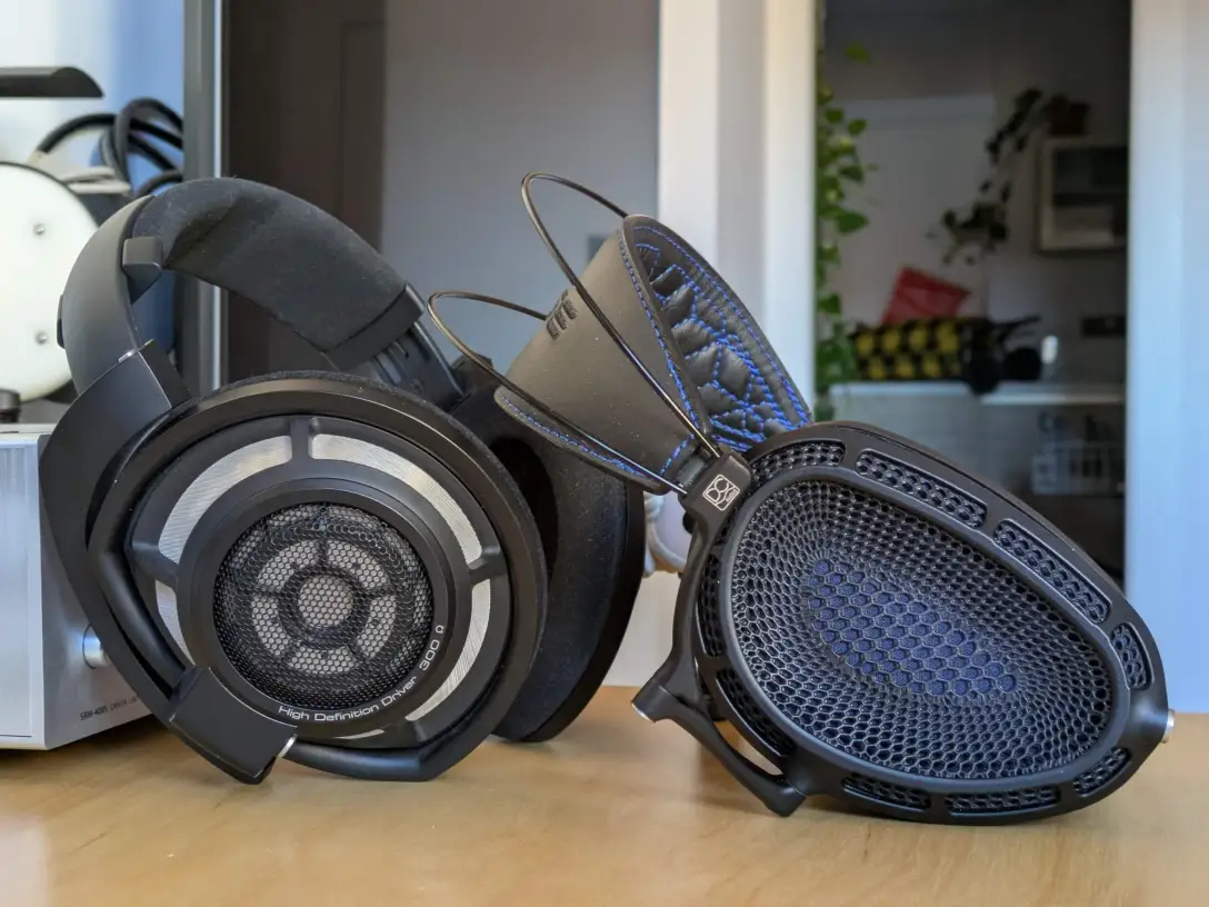 Comparación de auriculares Hi-Fi abiertos y cerrados