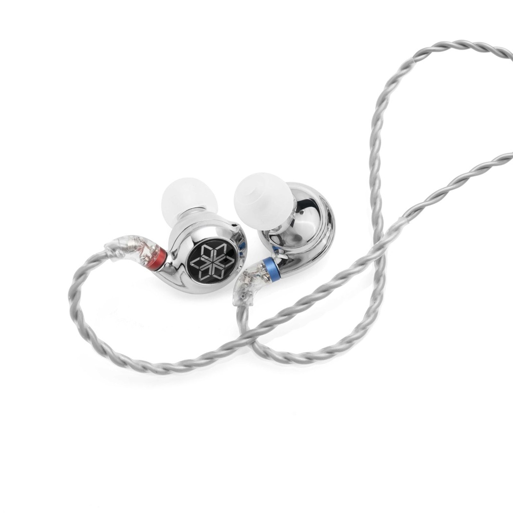 FiiO FD11 – IEM dinámico 10 mm (PU + diafragma “carbon-based”), cable 2-pin 0.78 mm y jack 3,5 mm