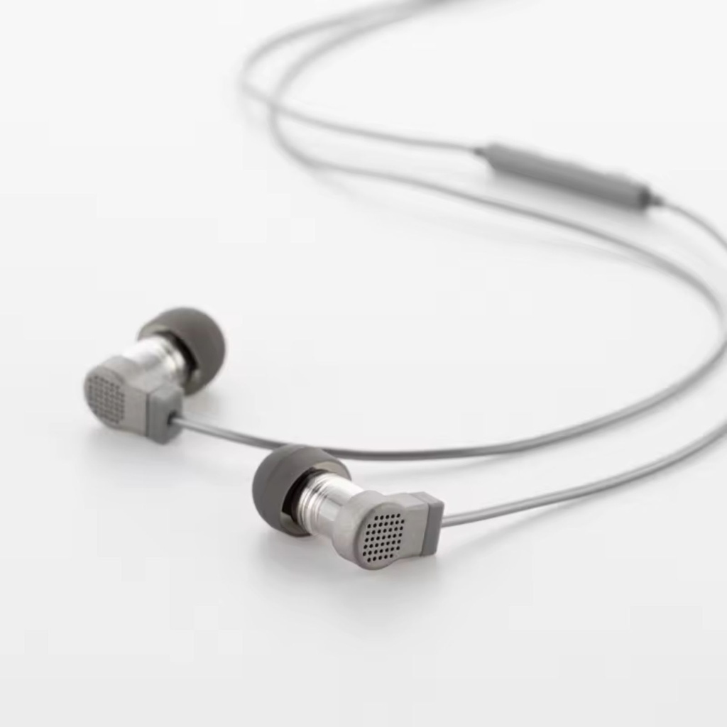 MOONDROP Quark 2 – IEM “bullet” USB-C con DAC/DSP integrado (micro-driver 7,8 mm LCP)