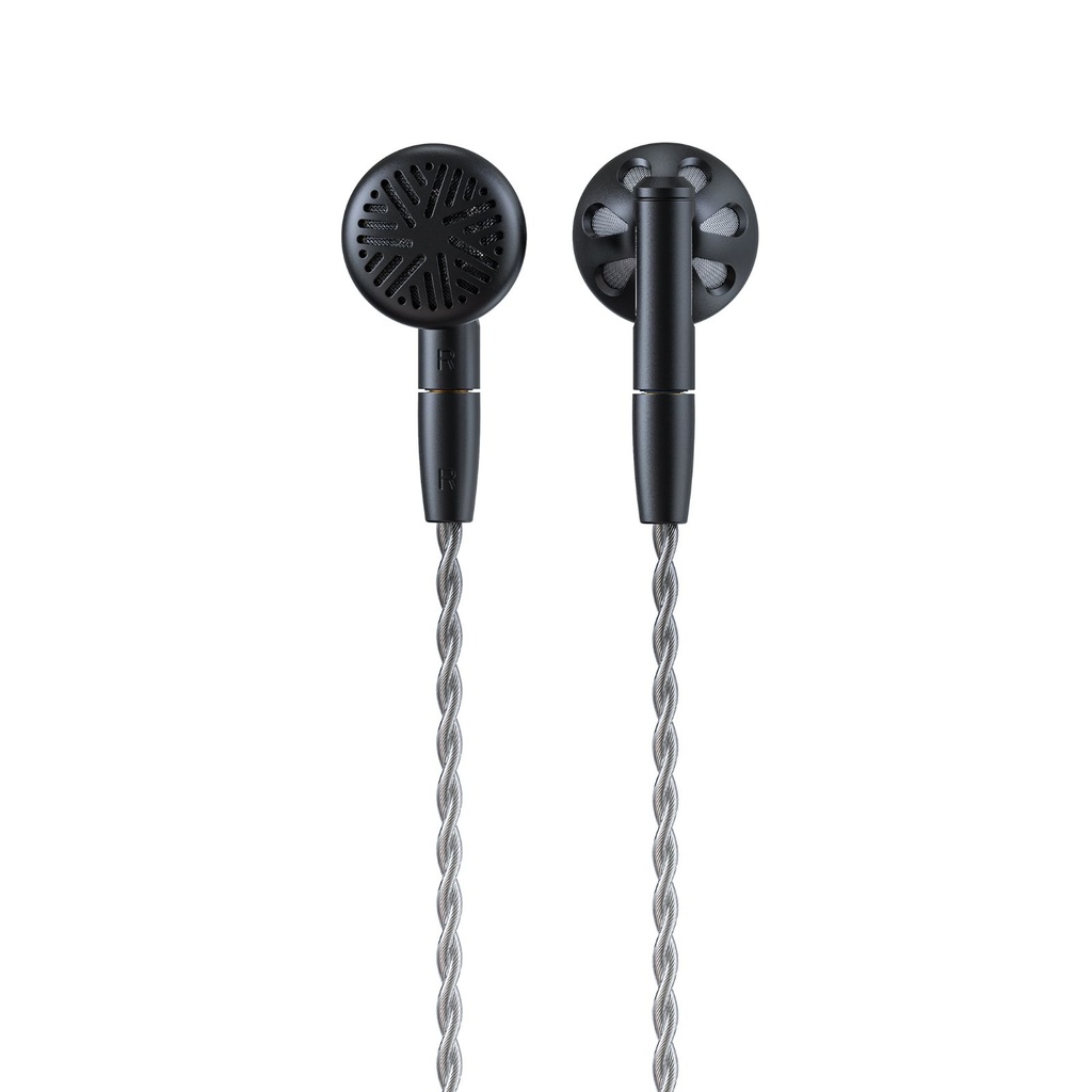 FiiO FF5 — earbuds con driver dinámico 14,2 mm (diafragma carbono + junta PU), MMCX, plugs 3,5 / 4,4 mm intercambiables.