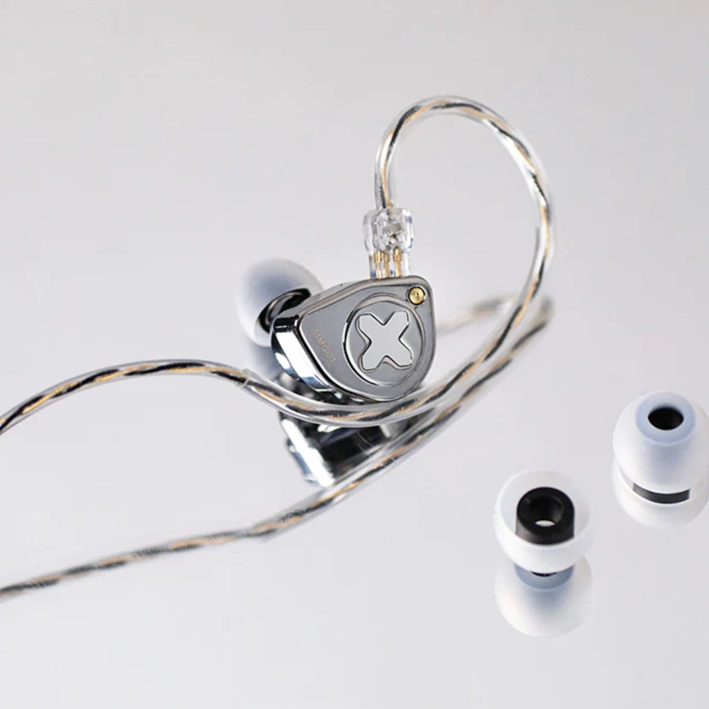 SIMGOT EW300 — IEM Tribrid 1×Dinámico + 1×Planar + 1×PZT (cerámico), jack 3,5 mm SE / Versión DSP USB-C, cápsula 0,78 mm 2-pin.