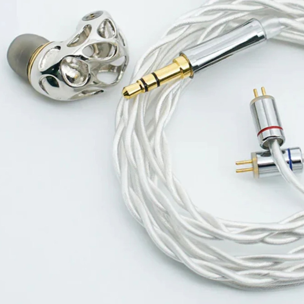 BLON BL-A8 Prometheus — IEM Dynamic Driver 10 mm, diafragma ligero, shell metálico abierto con diseño “open-work”.