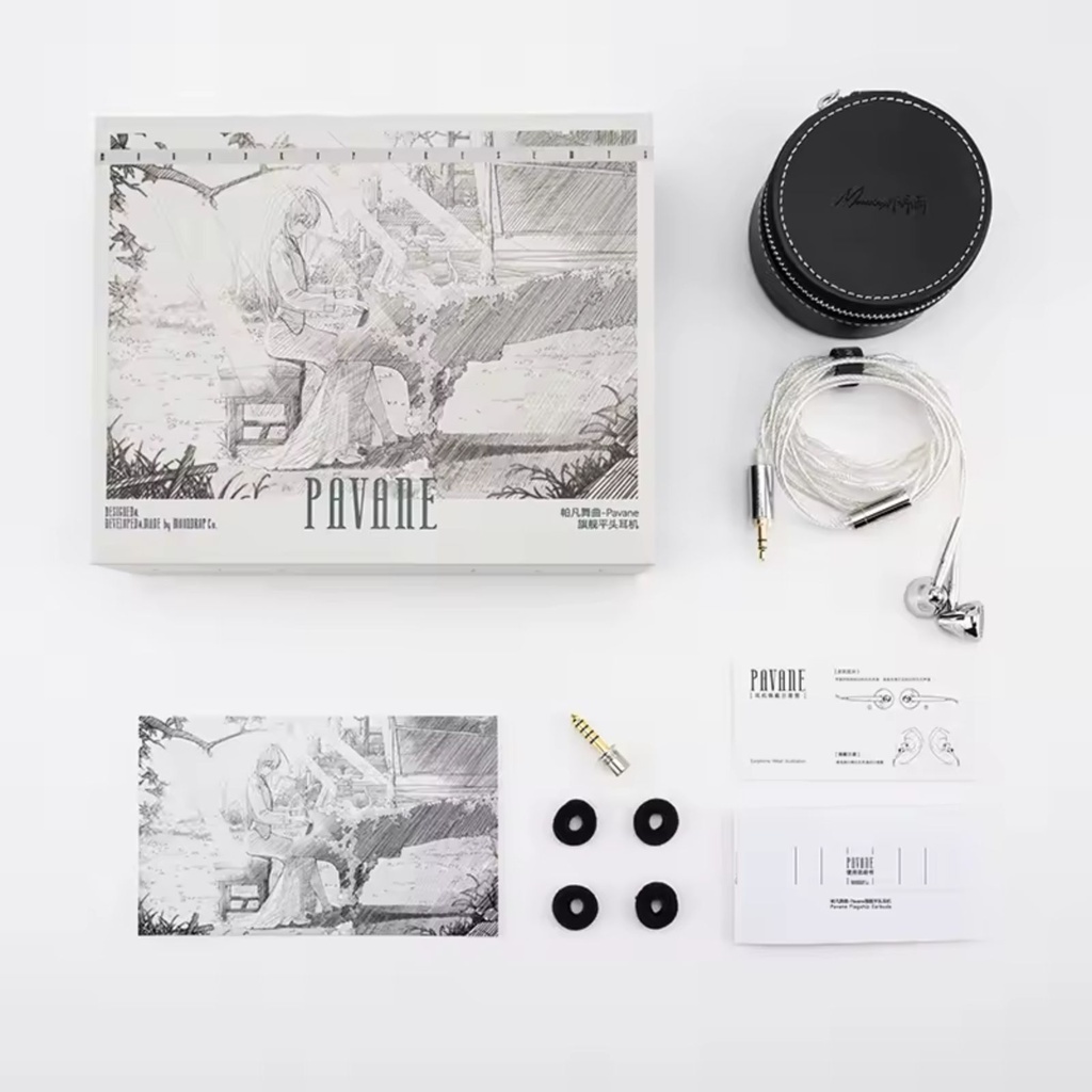MOONDROP PAVANE — earbuds flat-head (abiertos) con driver dinámico 13,5 mm “external-magnetic long-stroke” · diafragma DLC composite (3ª gen) · cuerpo acero inoxidable · cable fijo con plugs 3,5 mm SE / 4,4 mm balanceado.