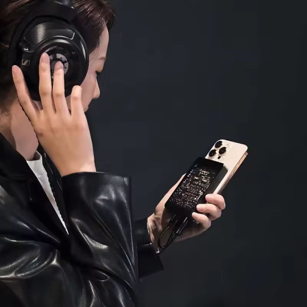 Questyle SIGMA: Dongle DAC/Amp Insignia | Tecnología Current Mode | Audio Lossless | Salida Balanceada 4.4mm