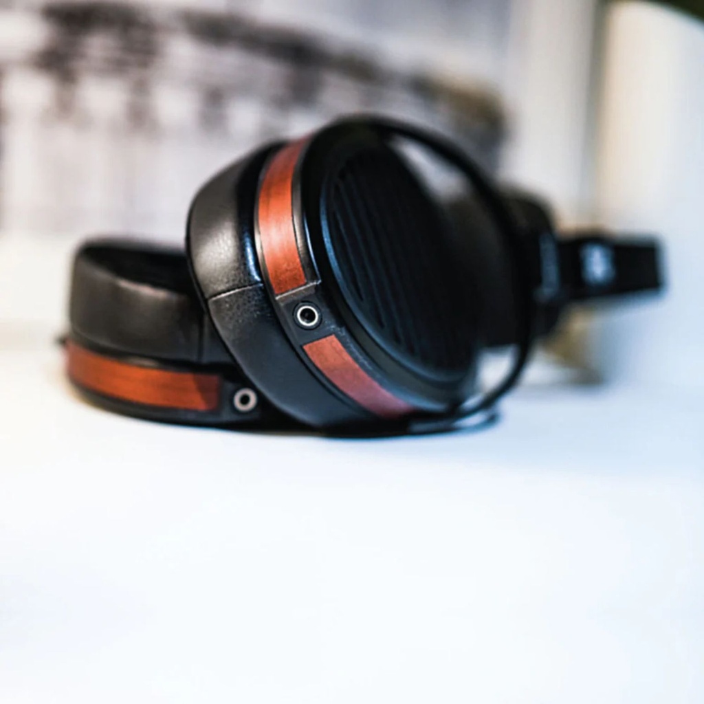 HIFIMAN Arya Organic: Audífonos Planar Magnéticos Abiertos | Acabado en Madera | Stealth Magnets | 16Ω Alta Eficiencia