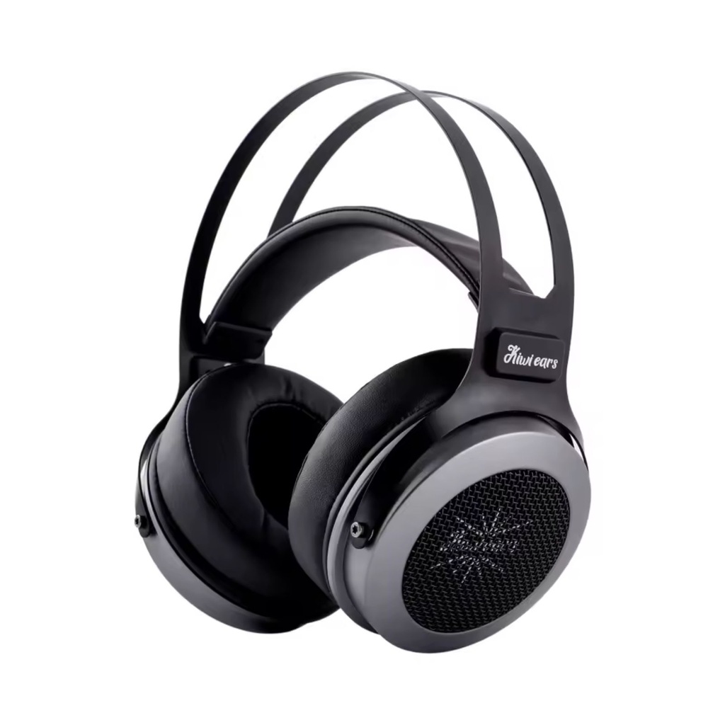 Kiwi Ears Altruva — over-ear abierto con driver dinámico de 50 mm, 32 Ω, 98 dB ±3 dB, 20–40 kHz, cable 3 m con plug 3,5 mm + adaptador 6,35 mm.